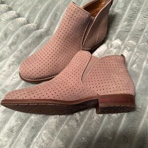 L.L. Bean Women's Tan Perforated Ankle Booties